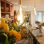 Zum Schloss - Boutique-hotel Hotel