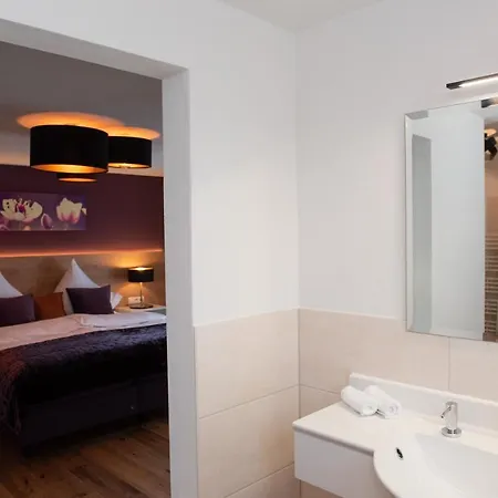 Boutique - Zum Schloss 4*