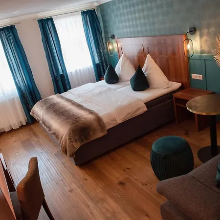 Zum Schloss - Boutique-hotel 4* Amtzell