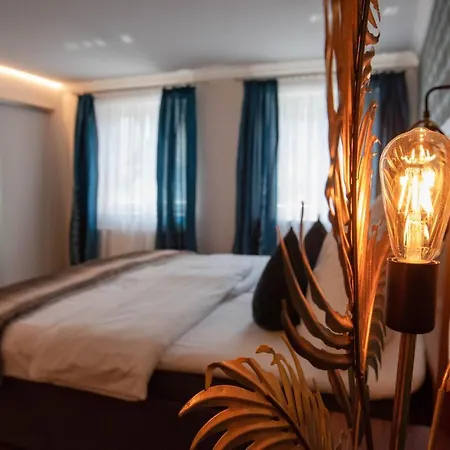 Zum Schloss - Boutique-hotel 4*