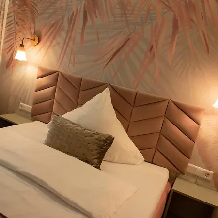 Zum Schloss - Boutique-hotel Hotel 4*