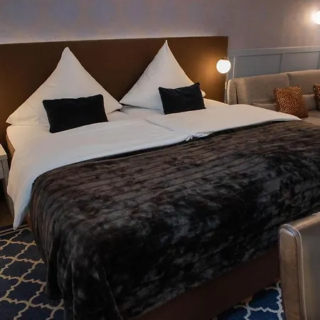 Boutique - Zum Schloss 4*