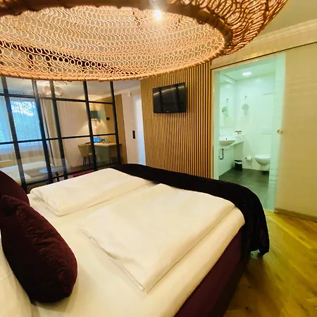 Boutique - Zum Schloss 4*