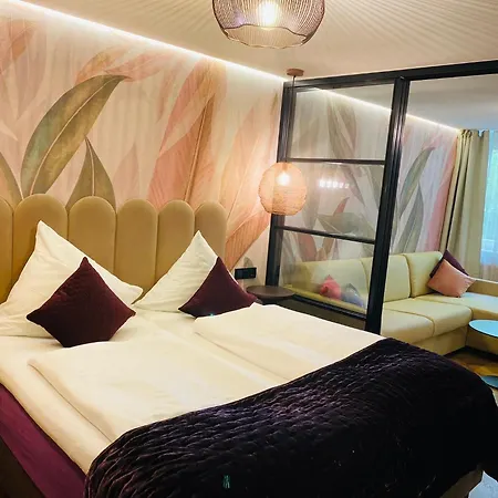 Boutique - Zum Schloss Hotel 4*