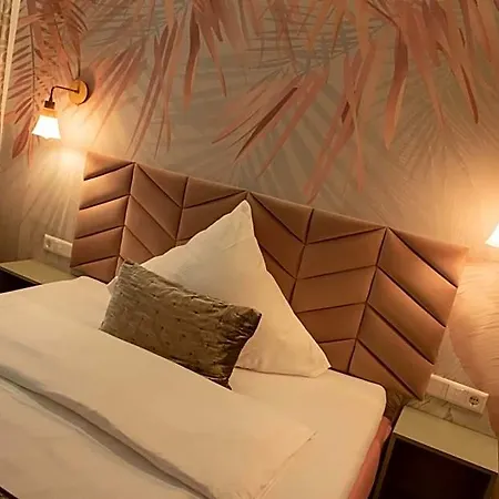 Zum Schloss - Boutique-hotel 4*