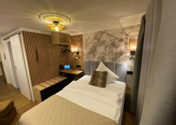 Zum Schloss - Boutique-Hotel Hotel